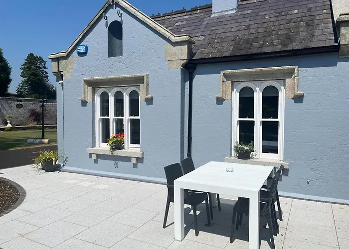 Wellington Cottage